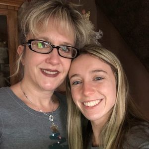 Meet your Posher, Christine